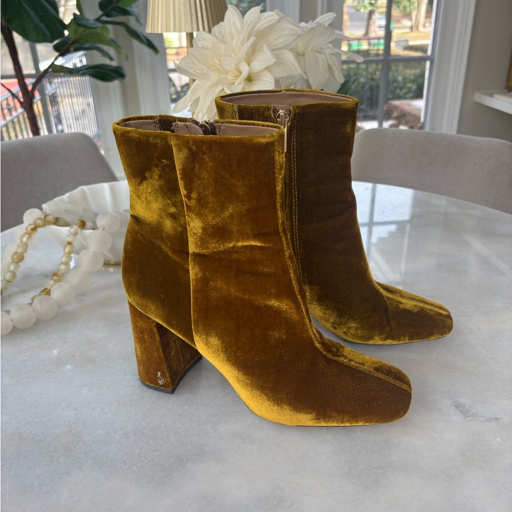 Sam Edelman booties. Size 8